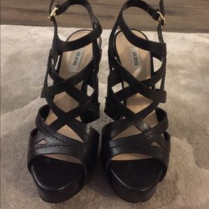 Guess kylipso platform resort shoes